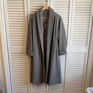 Women's Gray Shawl-Collar Coat